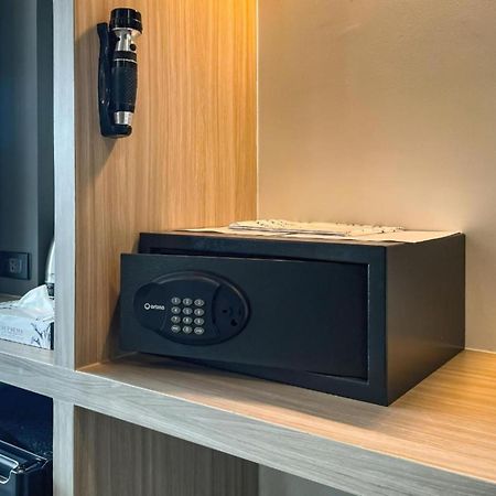 Clarian Hotel Beach パトン エクステリア 写真