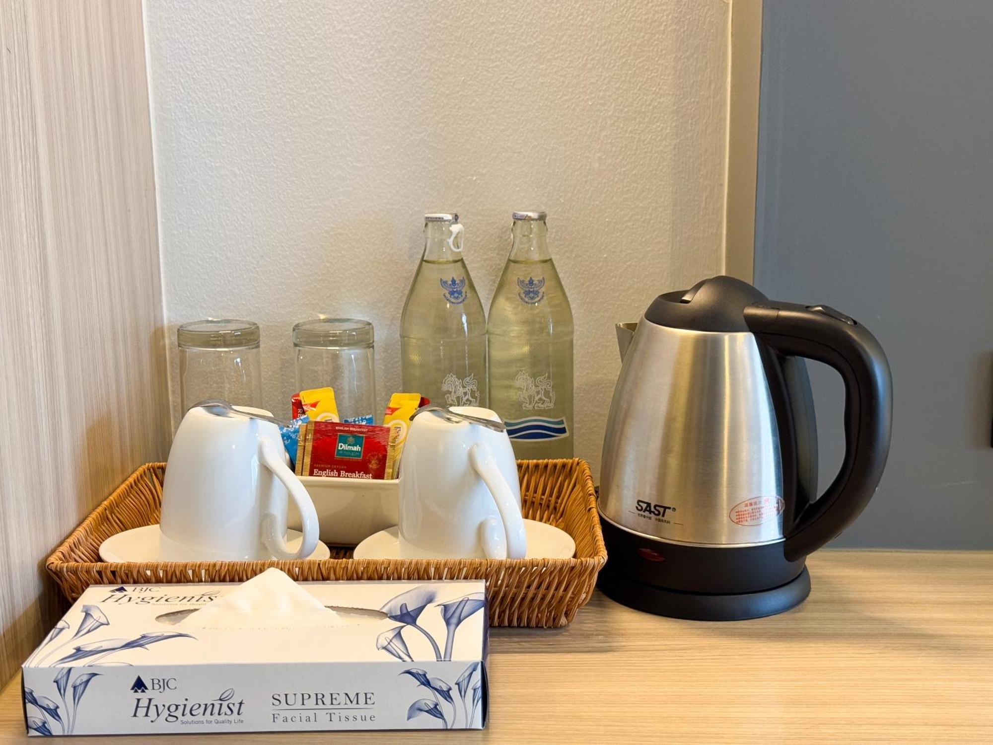 Clarian Hotel Beach パトン エクステリア 写真